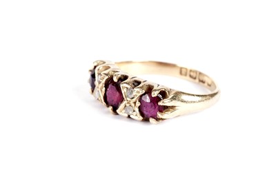 Lot 522 - A Victorian ruby and diamond ring