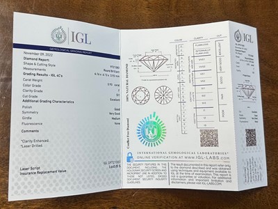 Lot 580 - A solitaire diamond ring