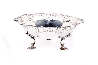 Lot 787 - A George V silver bowl, by James Dixon & Sons