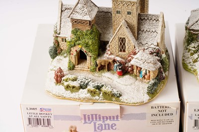 Lot 255 - A collection of Lilliput Lane models