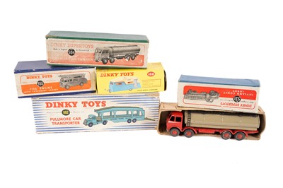 Lot 145 - A collection of Dinky and Dinky Supertoys diecast model vehicles