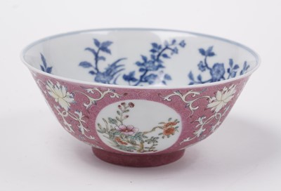 Lot 361 - A Chinese famille rose bowl