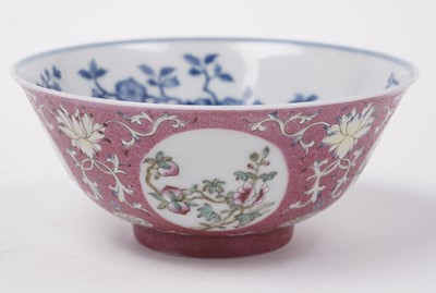 Lot 361 - A Chinese famille rose bowl