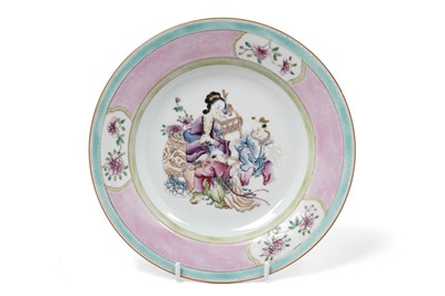 Lot 363 - A Chinese famille rose plate