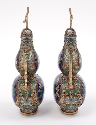 Lot 406 - A pair of Chinese cloisonne vases and covers