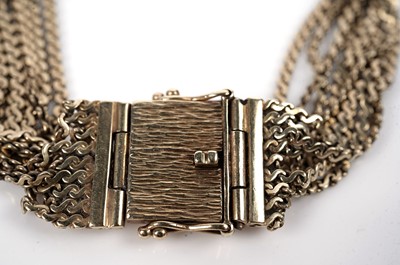 Lot 1077 - Roxy: a 14ct yellow gold bracelet