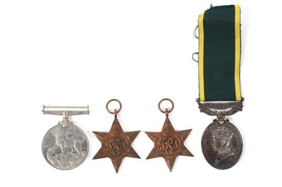 Lot 1040 - A group of Second World War medals