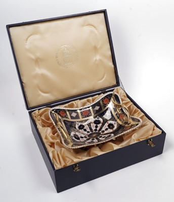 Lot 487 - A Commemorative Royal Crown Derby pattern 1128 basket, boxed