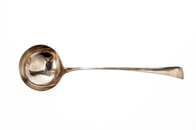 Lot 806 - A George III silver soup ladle