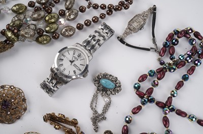 Lot 577 - Antique and Modern period costume jewellery