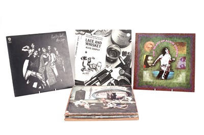 Lot 559 - Alice Cooper LPs and 12" singles