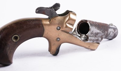 Lot 1030 - A 19th Century Colt Derringer