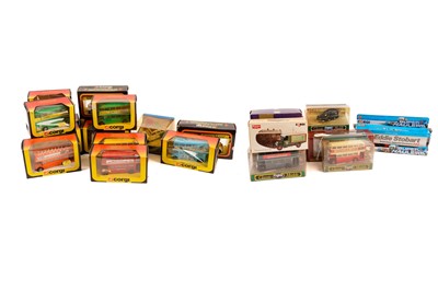 Lot 101 - A collection of boxed Corgi diecast vehicles