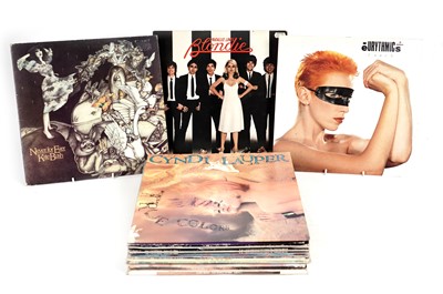 Lot 475 - A collectors' bundle of mixed 80s female artists