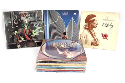 Lot 482 - A collectors' bundle of mixed Rock LPs and 12" singles