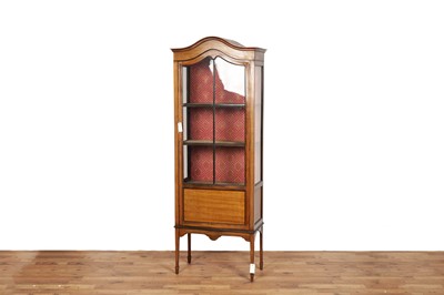 Lot 32 - An Edwardian inlaid mahogany display cabinet