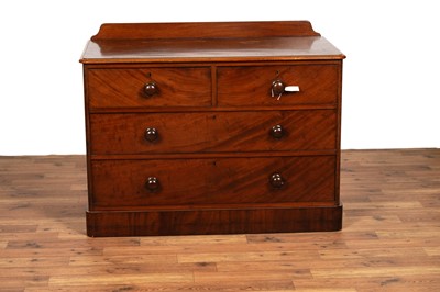 Lot 35 - A Victorian mahogany chest of drawers