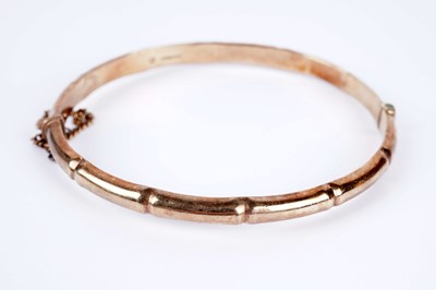 Lot 207 - A 9ct yellow gold bangle