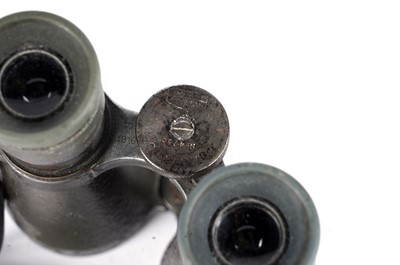 Lot 1072 - A pair of German First World War field glasses, by Carl Zeiss