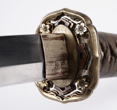 Lot 1006 - An early Second World War Japanese katana