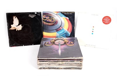 Lot 410 - A collectors' bundle of mixed LPs