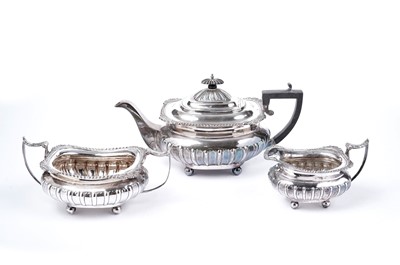 Lot 1434 - A Great War Period three-piece silver tea set