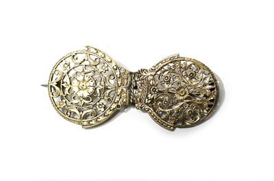 Lot 728 - Victorian and later costume jewellery