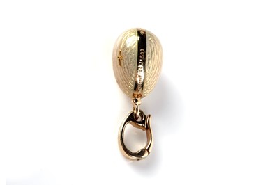 Lot 1273 - Faberge: a limited edition easter egg pendant