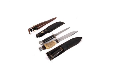 Lot 1039 - A selection of hunting knives