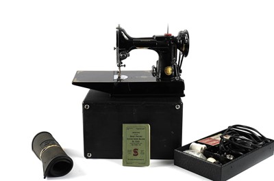 Lot 268 - A Singer sewing machine