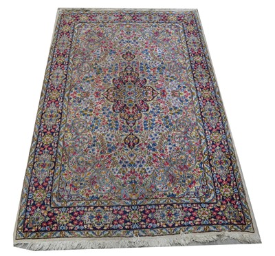 Lot 1182 - A Persian hand-made Abadeh rug