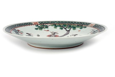 Lot 862 - A Chinese famille vert charger