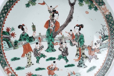 Lot 862 - A Chinese famille vert charger