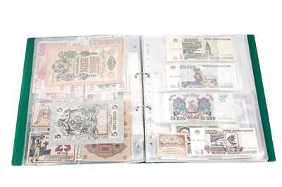 Lot 1293 - A collection of British and world bank notes