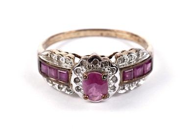 Lot 452 - A ruby and diamond dress ring