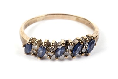 Lot 458 - A sapphire and diamond ring