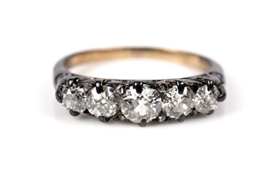 Lot 1232 - A Victorian five stone diamond ring