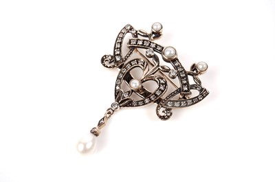 Lot 1263 - An Art Nouveau style diamond and pearl brooch