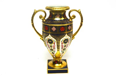 Lot 205 - A Royal Crown Derby ‘Old Imari’ vase