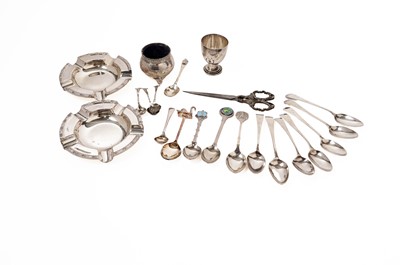 Lot 814 - A selection of silver items: including Reed & Sons, Birmingham