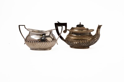 Lot 827 - A silver bachelors teapot; and a silver sugar bowl