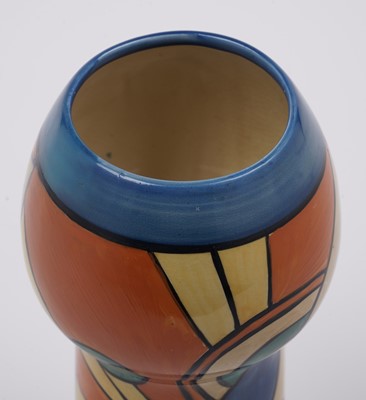 Lot 563 - A Clarice Cliff ‘Sliced Circle’ pattern vase