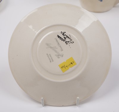 Lot 564 - A Clarice Cliff ‘Ravel’ pattern tea service