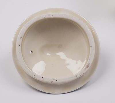 Lot 564 - A Clarice Cliff ‘Ravel’ pattern tea service