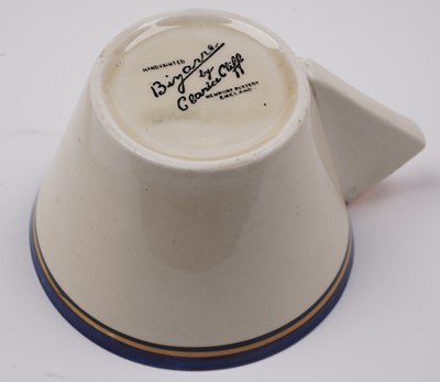 Lot 564 - A Clarice Cliff ‘Ravel’ pattern tea service