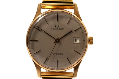 Lot 1056 - Garrard: a 9ct yellow gold cased wristwatch