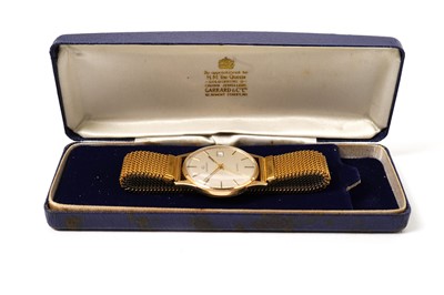 Lot 1056 - Garrard: a 9ct yellow gold cased wristwatch