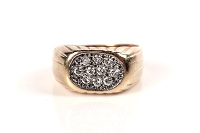 Lot 1287 - A diamond ring