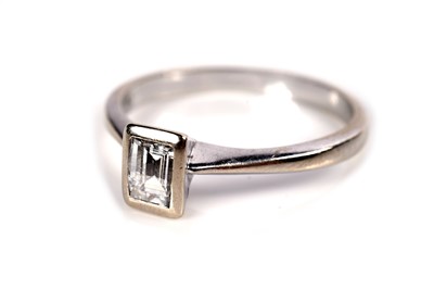 Lot 1288 - A single stone solitaire diamond ring