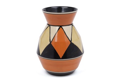 Lot 592 - A Clarice Cliff ‘Diamond’ pattern vase